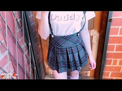 ❤️ Moksleivė giliai čiulpia savo penį ir dulkinasi vietoj pamokų. Seks video prie mūsų ❌️❤